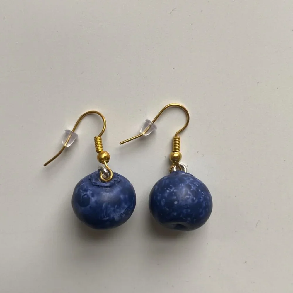 Handmade Blueberry Earrings GOLD STAINLESS STEEL Whimsical Fairy Novelty Fruit - Picture 8 of 8